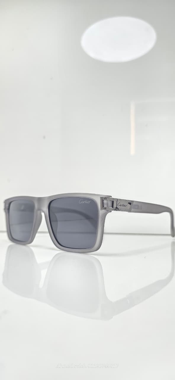 CARTIER Luxury Polarized Sunglasses.