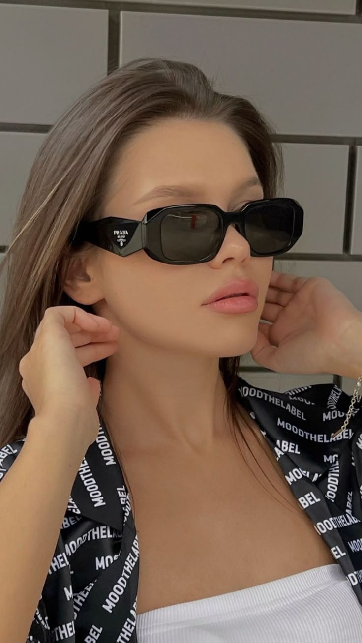 Prada Black Made in italy 🇮🇹 Mirror Quality