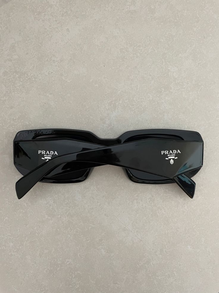 Prada Black Made in italy 🇮🇹 Mirror Quality
