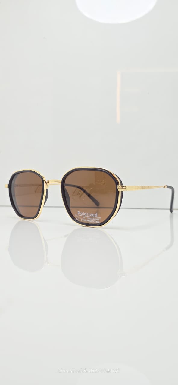 POLARIZED RAY-BAN Classic Pilot METAL FRAME .