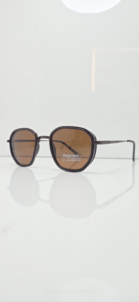 POLARIZED RAY-BAN Classic Pilot METAL FRAME .