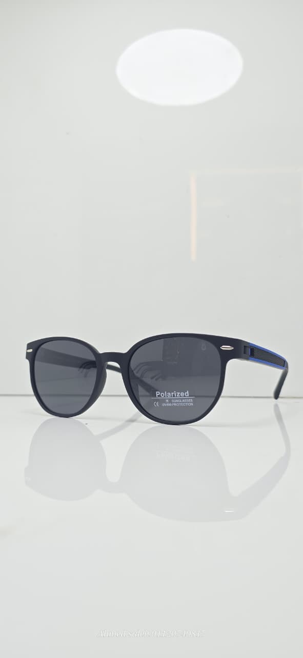 POLARIZED OGA Classic Round / Panto Sunglasses.