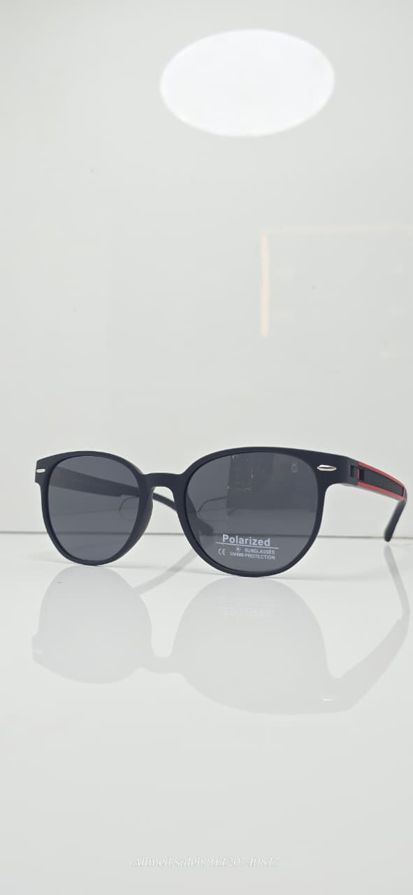 POLARIZED OGA Classic Round / Panto Sunglasses.