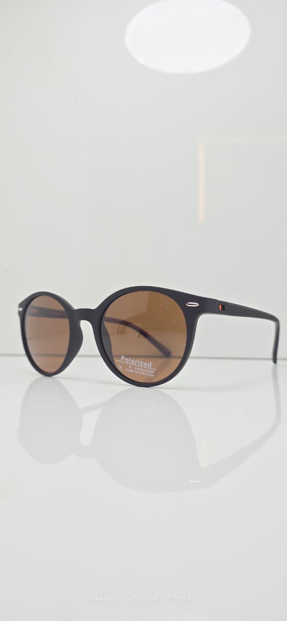 POLARIZED OGA Sporty ROUND SUNGLASSES.