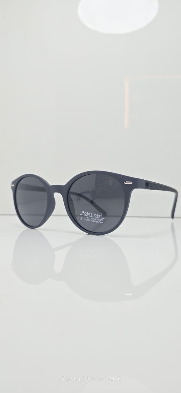 POLARIZED OGA Sporty ROUND SUNGLASSES.