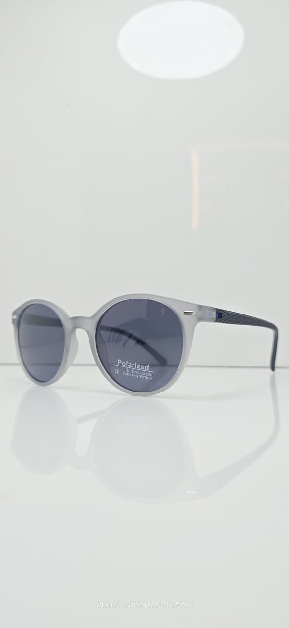POLARIZED OGA Sporty ROUND SUNGLASSES.