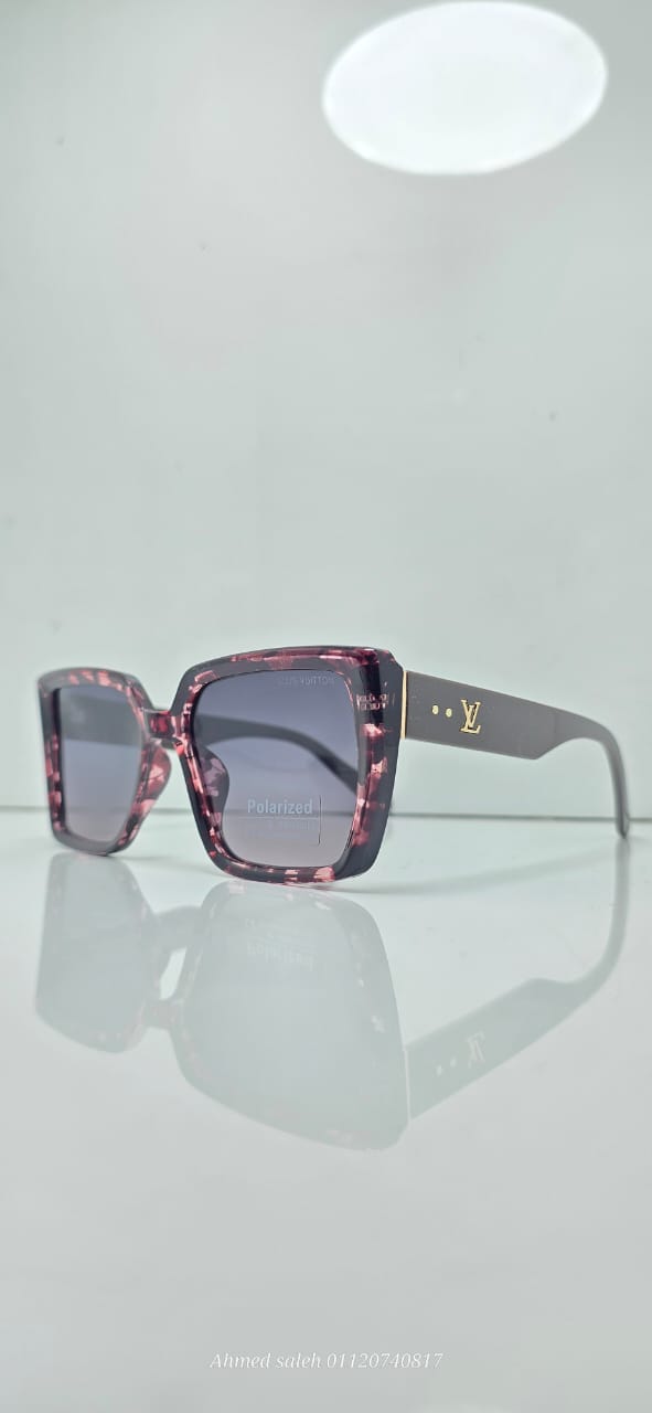 POLARIZED LOUIS-VUITTON WOMEN  SUNGLASSES .