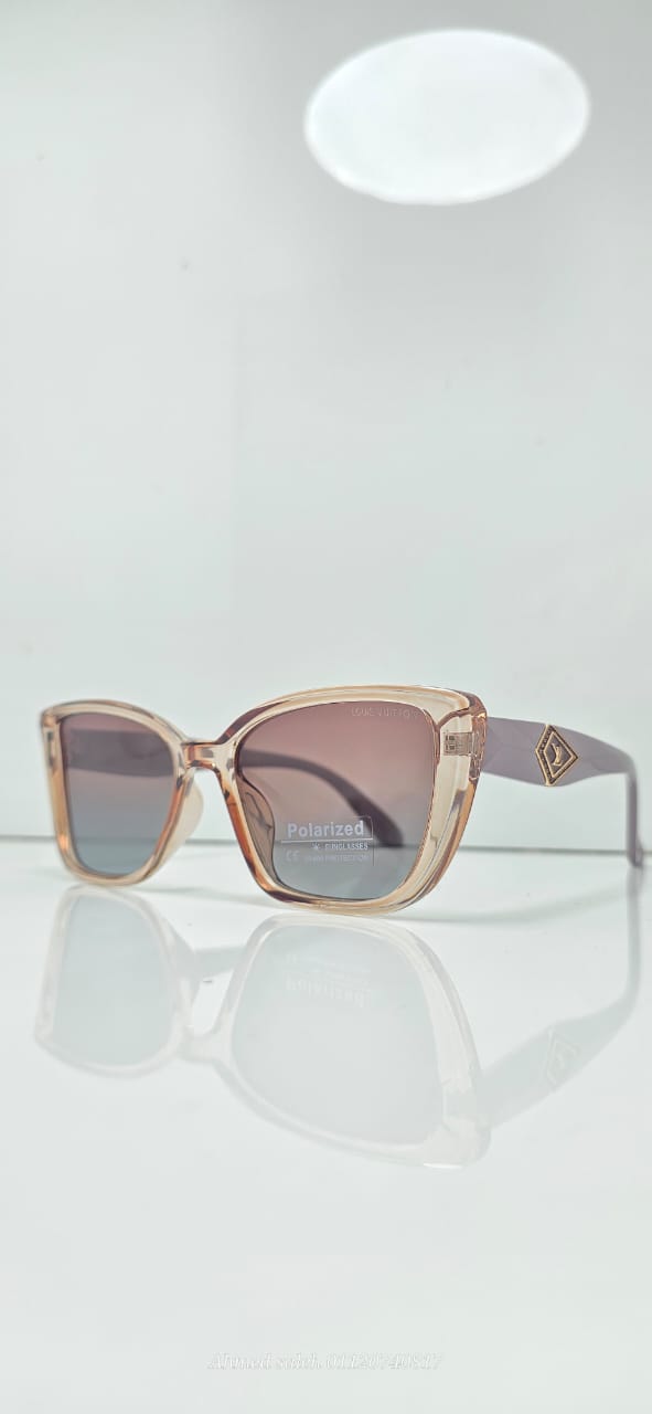 POLARIZED LOUIS VUITTON WOMEN RECTANGLE SUNGLASSES.