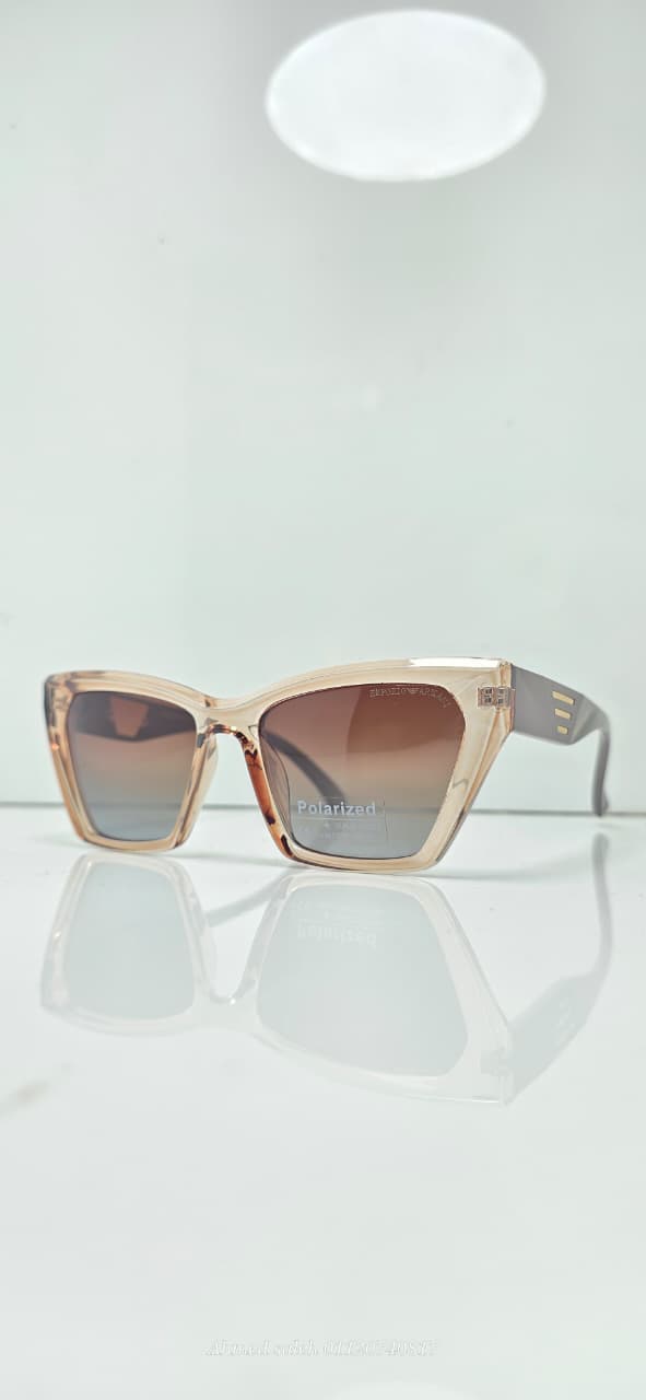 POLARIZED EMPORIO ARMANI WOMEN SUNGLASSES.