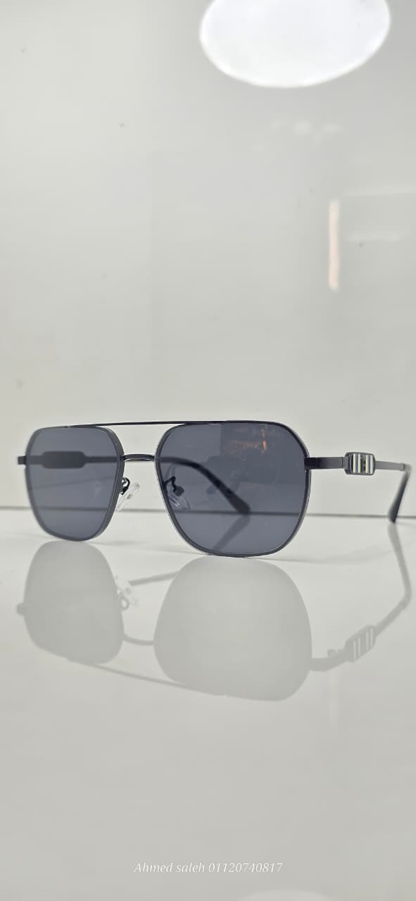 HIGH QUALITY BURBERRY MEN METAL UV SUNGLASSES.
