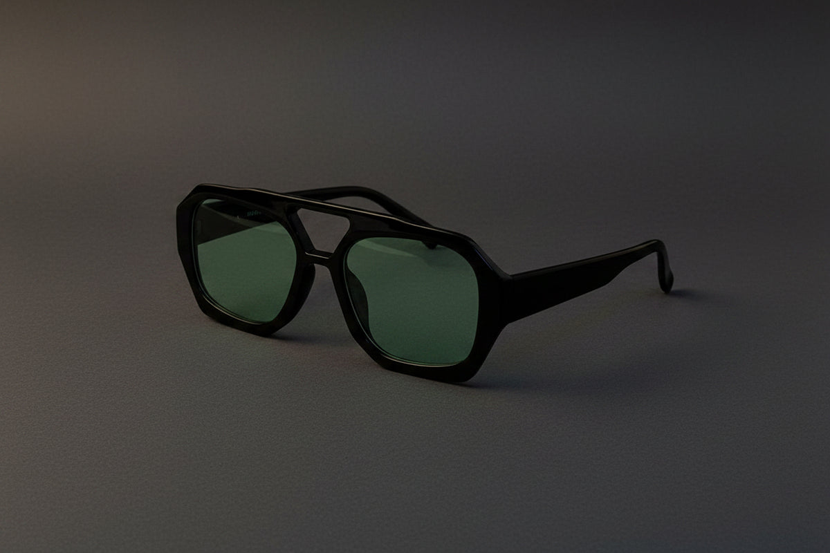TRENDY MIRROR QUALITY SUNGLASSES.