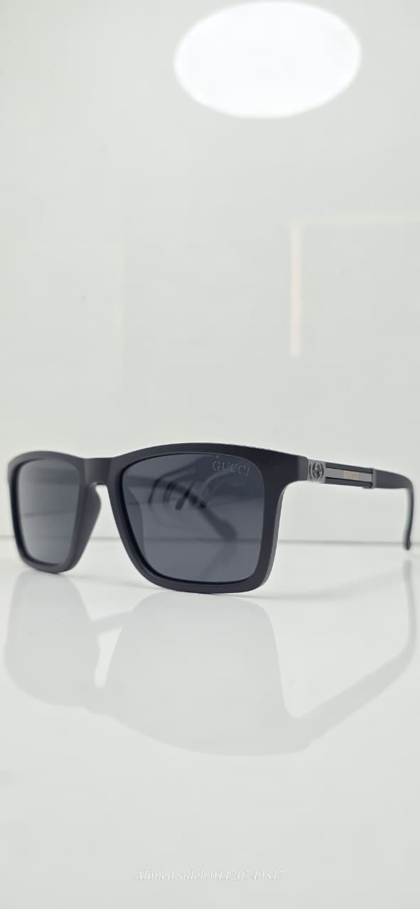 POLARIZED GUCCI Square Sunglasses.