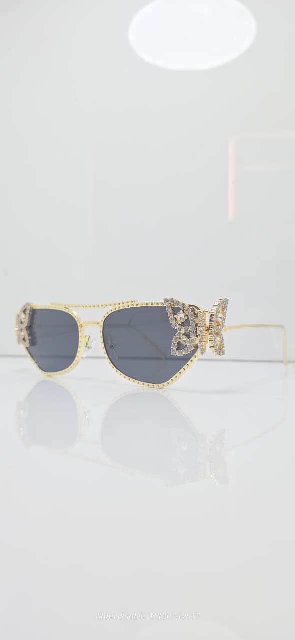 HIGH QUALITY TRENDY WOMEN METAL UV SUNGLASSES.