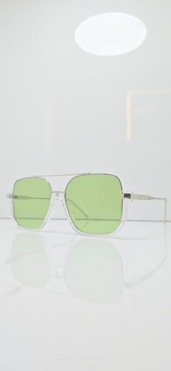 HIGH QUALITY TRENDY WOMEN METAL UV SUNGLASSES.