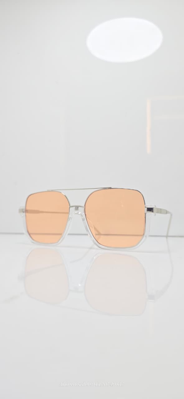 HIGH QUALITY TRENDY WOMEN METAL UV SUNGLASSES.