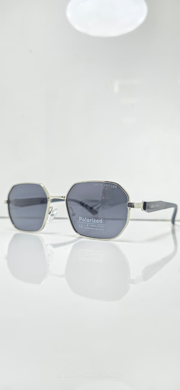 POLARIZED LOUIS-VUITTON LUXURY METAL FRAME FOR MEN.